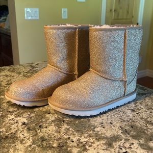 Gold glitter uggs